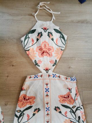 Vestido largo con aberturas