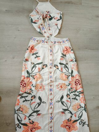 Vestido largo con aberturas