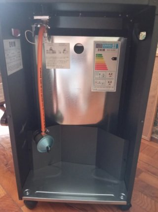 Estufa gas butano/propano negra