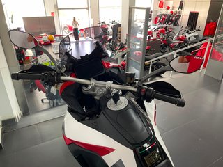Ducati Multistrada V4S Performance