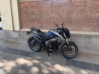 Bajaj Pulsar 200