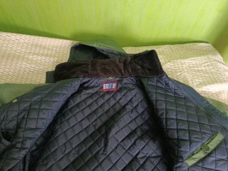 Chaqueta verde hombre con capucha