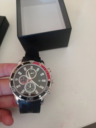 Reloj Tom Miller Negro y Rojo