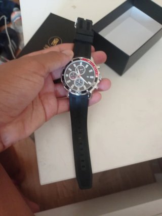 Reloj Tom Miller Negro y Rojo