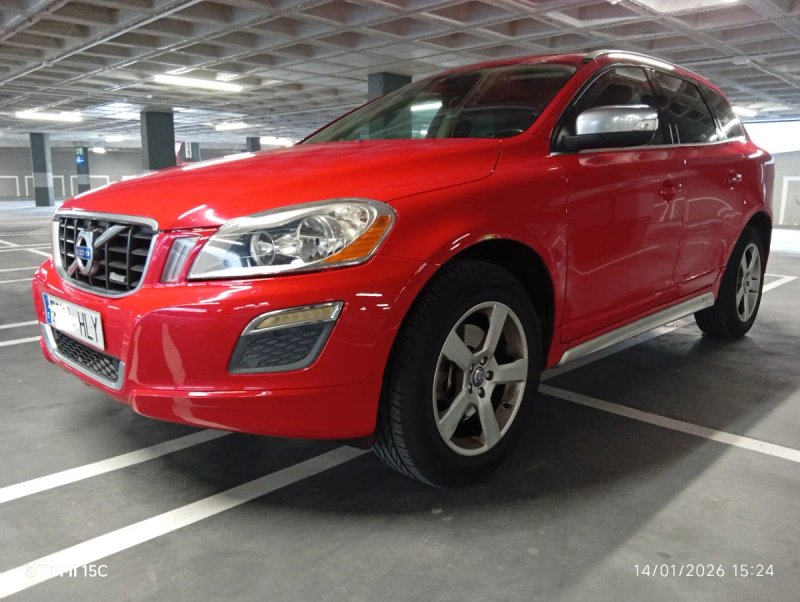 Volvo XC60 Drive-e 163cv R-Design - foto 1