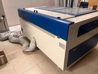 Láser CO2 160x100cm 130W con Torno