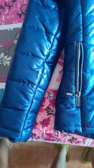 Chaqueta de plumas Syngenta azul nueva
