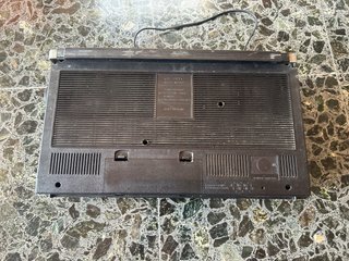 Radiocasete Sanyo Marrón/Gris