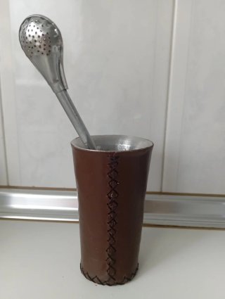 Vaso Mate con Bombilla