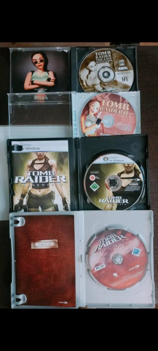 Lote juegos PC retro Tomb Raider, Sonic, Los Sims