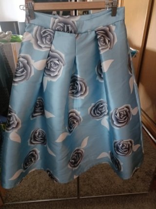 Falda Teria Yabar evento azul y gris