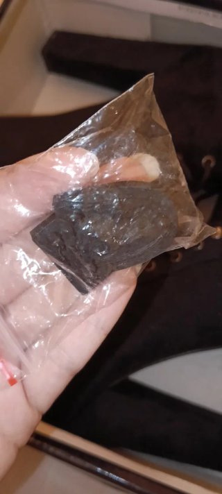 Botines negros con cordones y tacón