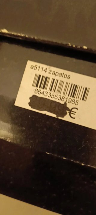 Botines negros con cordones y tacón