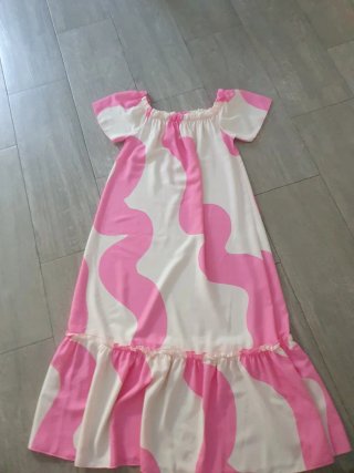 Vestido largo estampado rosa y blanco
