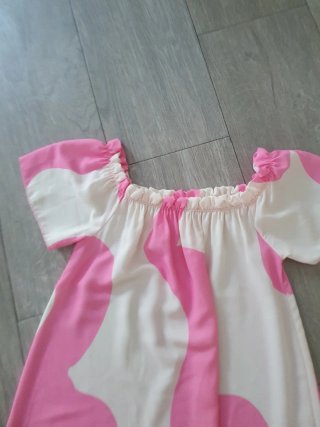 Vestido largo estampado rosa y blanco