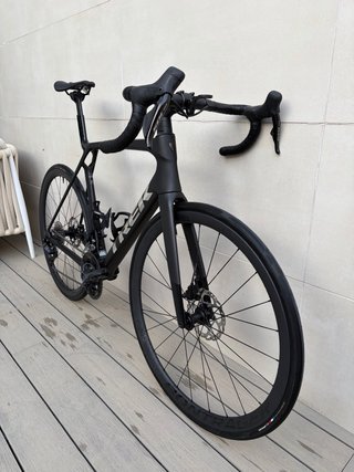 Bicicleta Trek Madone SL6 Gen 8