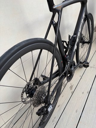 Bicicleta Trek Madone SL6 Gen 8