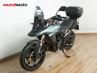 SUZUKI V-STROM 800 TECH