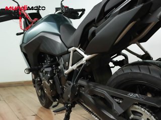 SUZUKI V-STROM 800 TECH