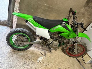 Vendo chasis y piezas de Pit bike