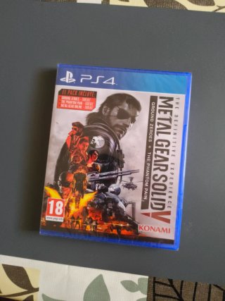 Metal Gear Solid V Definitive Experience PS4