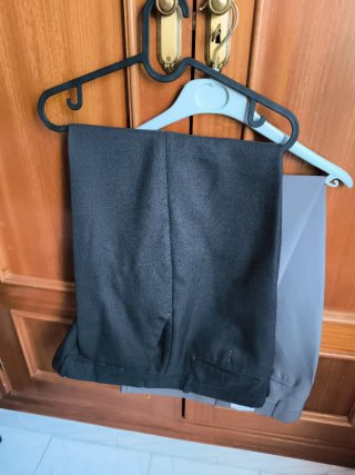 3 Pantalónes  de vestir caballero T54 beige/gris