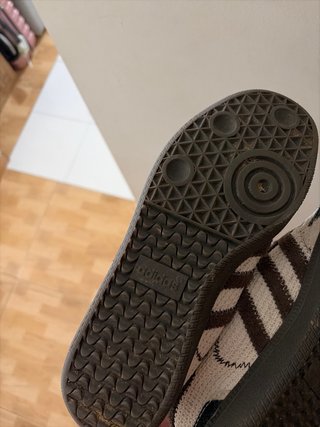 Adidas Samba Marrones y Blancas