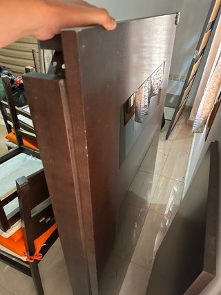 Mesa y 6 Sillas Wengue