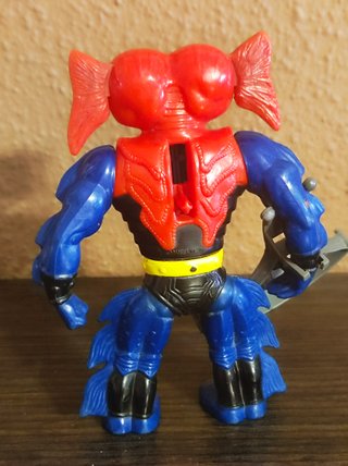 MANTENNA. MOTU. CON ARMA. VINTAGE 80´S