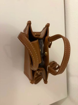 Bolso marrón Primark, sin usar.