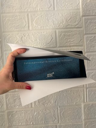 Bolígrafo Montblanc sin usar con certificado
