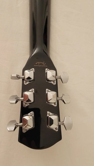 Guitarra Acústica Squier SA-105CE