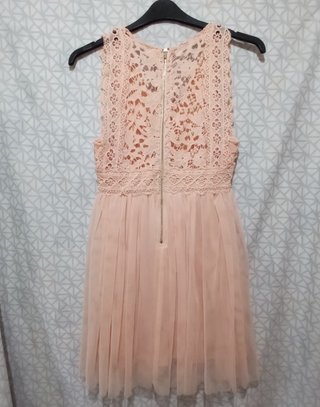 Vestido corto salmon encaje
