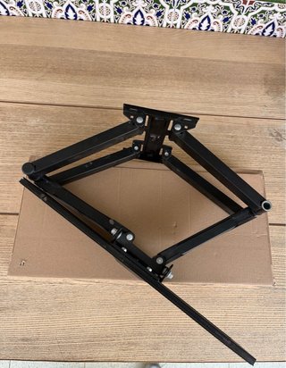 Soporte TV Negro Ajustable