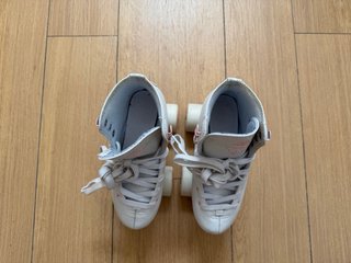 Patines artísticos Oxelo niña 4 ruedas. Talla 33