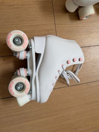 Patines artísticos Oxelo niña 4 ruedas. Talla 33