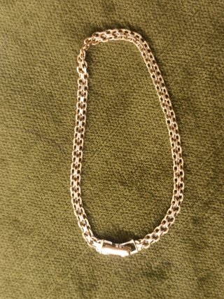 Elegante Pulsera Oro 18K