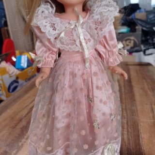 Muñeca Nancy antigua vestido rosa