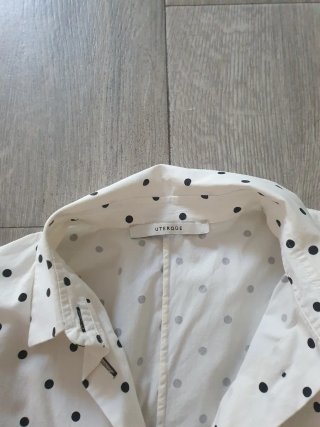Blusa Uterqüe lunares