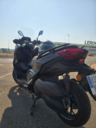 Yamaha Xmax 300 Tech Max Negra/Gris