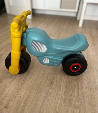 Moto correpasillos infantil Feber