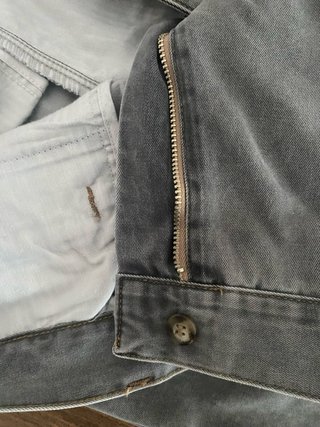 Pantaloni uomo grigi, sportivi.