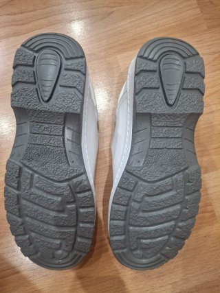 Zapatos de trabajo blancos Dian