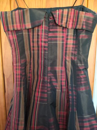 Vestido Zara vintage xadrez preto e vermelho