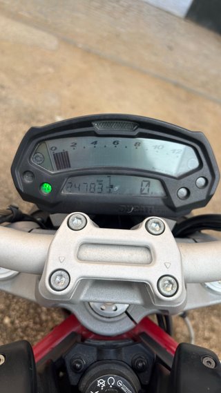 Ducati Monster 796 - 24.500 km