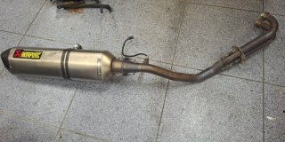 Akrapovic yamaha tmax