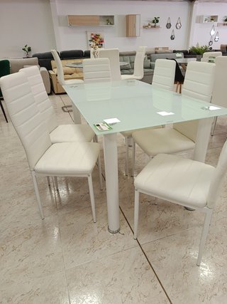 Mesa Cristal Templado + 6 Sillas Polipiel
