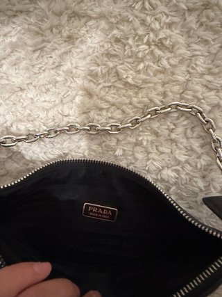 Bolso Prada Triángulo Piel Negra