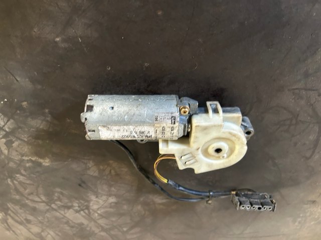 Servomotor pantalla BMW R 1150 RT
