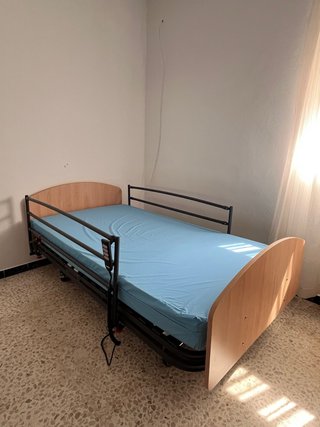 Cama geriátrica eléctrica articulada GERIALINE 105